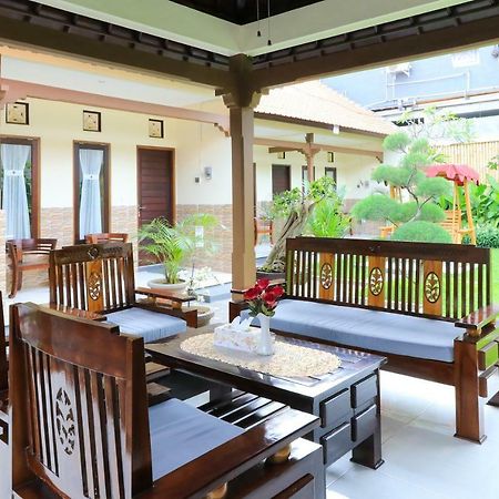Prasada Guesthouse Canggu Buitenkant foto